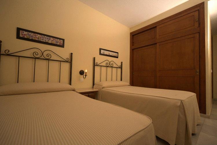 Hostal El Labrador マルベーリャ エクステリア 写真